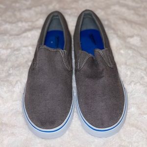 Unisex slip on shoes